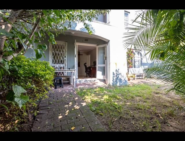 1 BEDROOM APARTMENT SOLD IN RONDEBOSCH